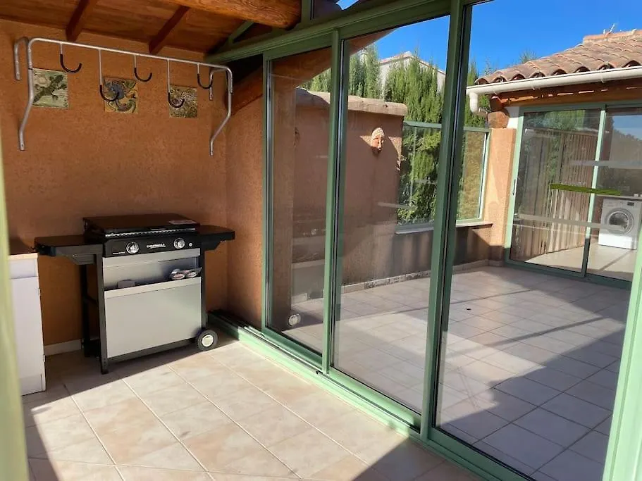 Holiday home La Villa Tanamera, Tres Jolie Maison Piscine, A 2 Pas Du Centre-Ville Bedoin