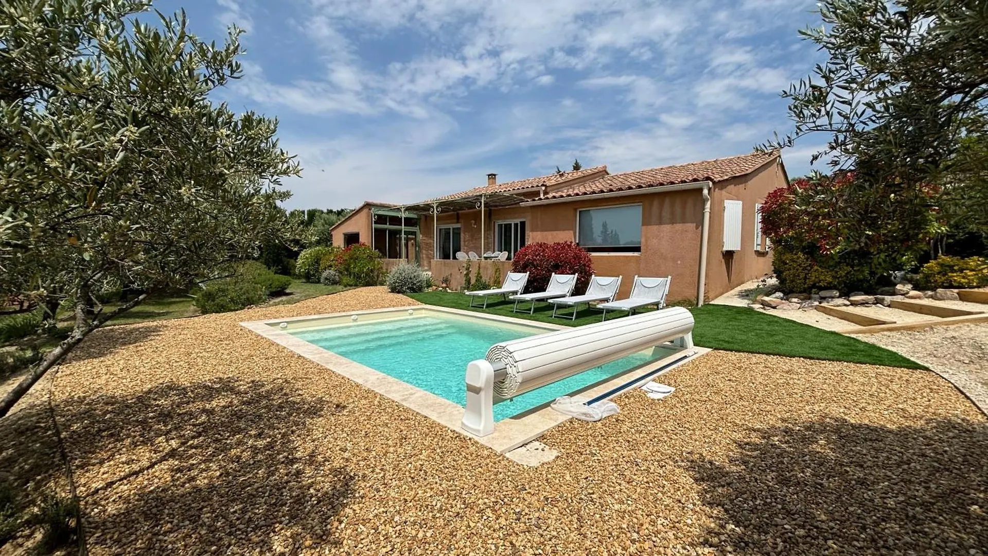 Holiday home La Villa Tanamera, Tres Jolie Maison Piscine, A 2 Pas Du Centre-Ville Bedoin